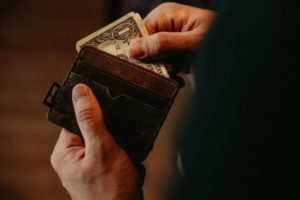 パチスロで レギュラーボーナスを オバケ バケ と言うのはなぜ